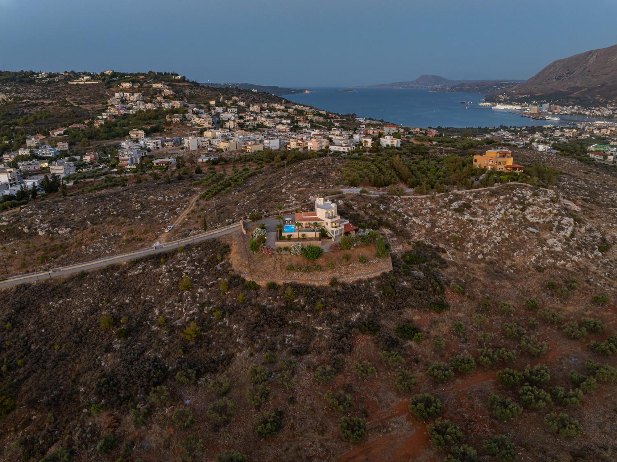 Karmilos Hill Villa Ханя Екстериор снимка