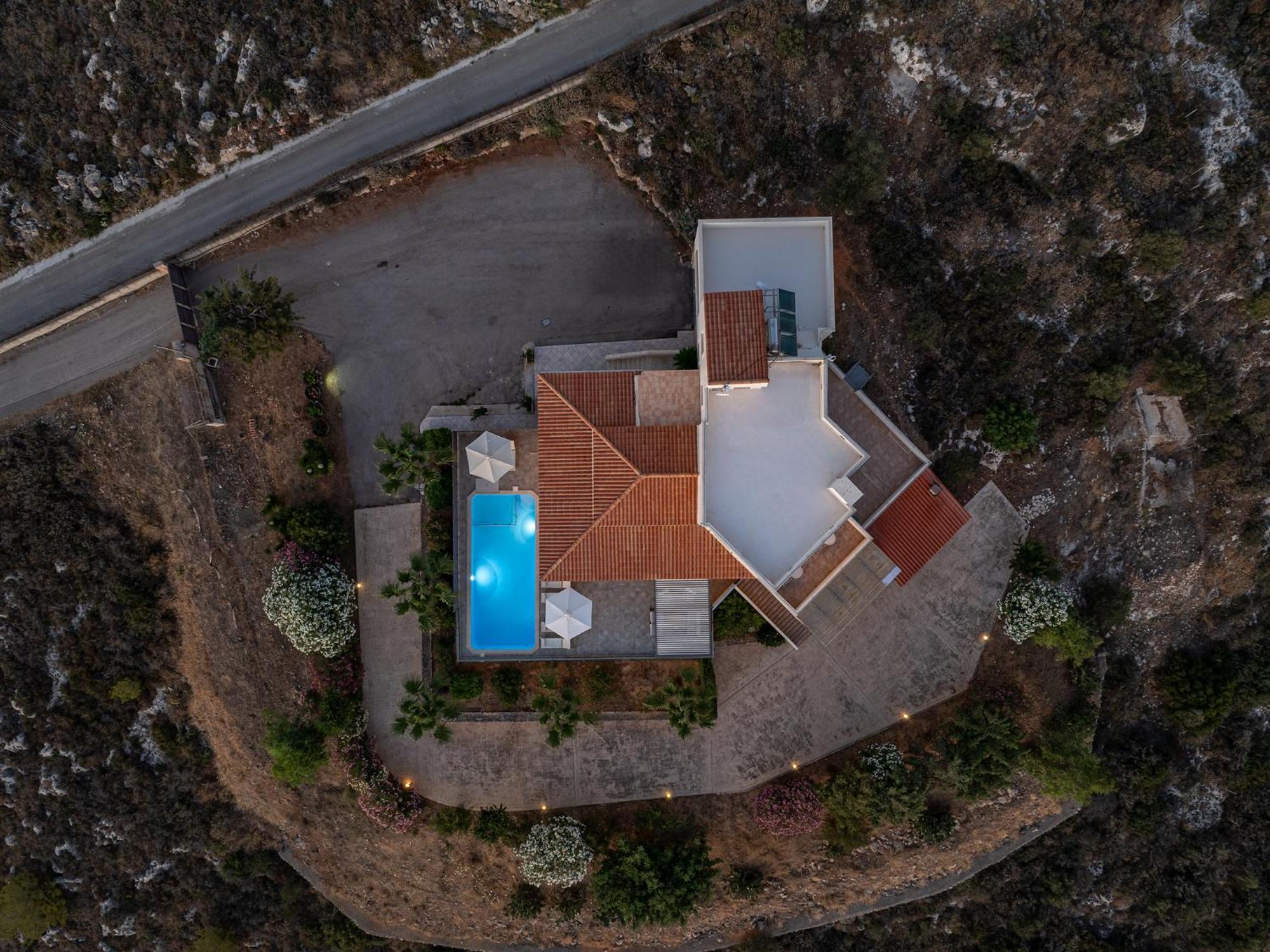 Karmilos Hill Villa Ханя Екстериор снимка